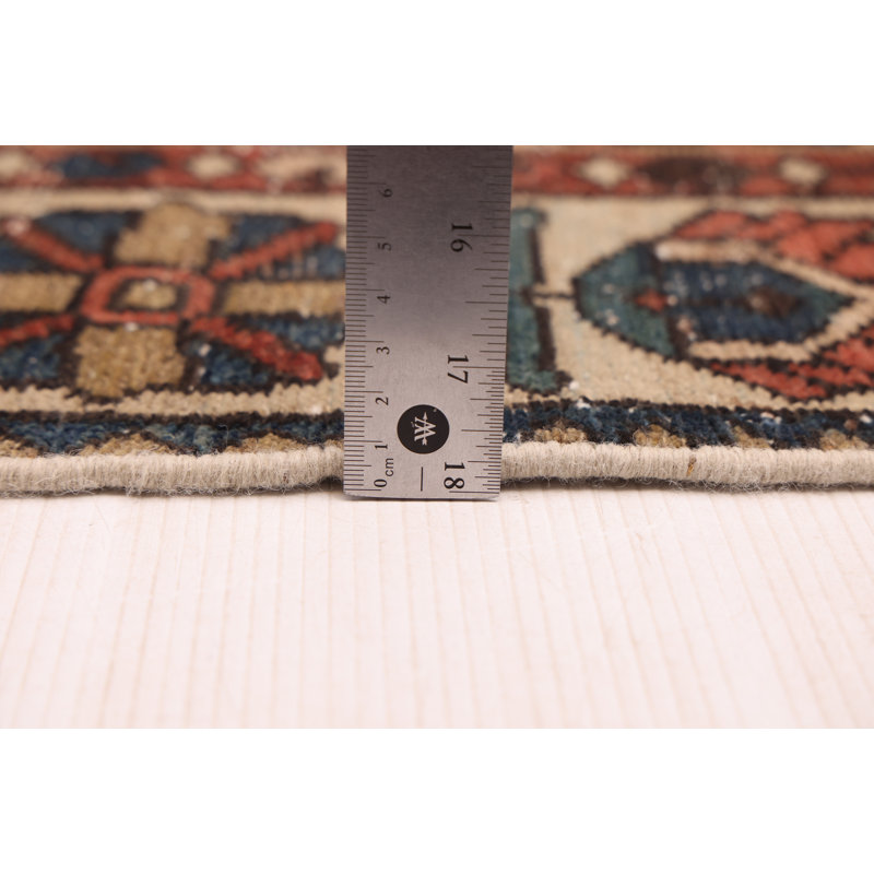 Tapis rouge Kayseri 4 pi 7 po x 6 pi 4 po