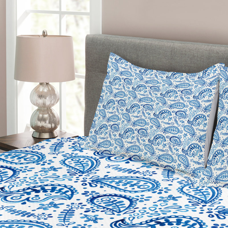 White/Blue 100% Microfibre Bedspread, 220 x 264 cm