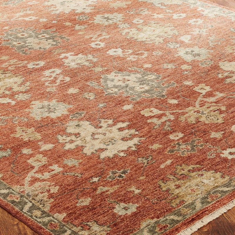 Kiernen Wool Flroal Area Rug in Rust, Rectangle 12' x 15'