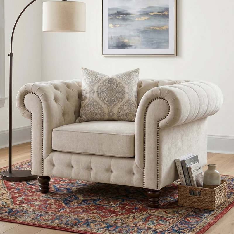 Chaise avec accoudoirs roulés Eastridge Chesterfield