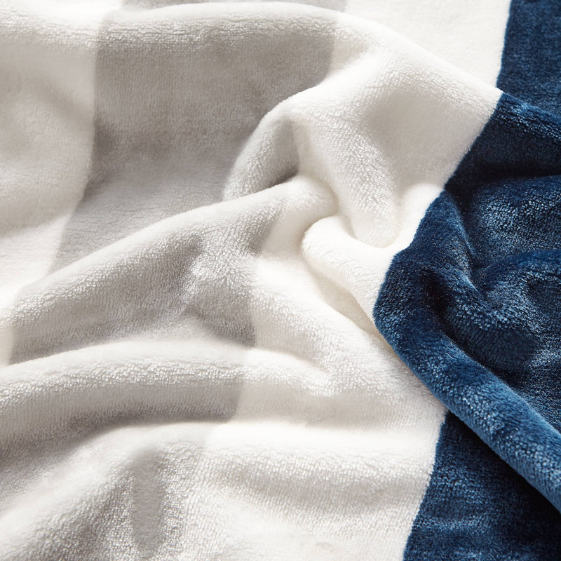 Jeté en peluche ultra doux Nautica, Bleu marine/gris