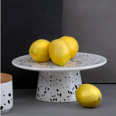 Clever Ceramic Cake Stand