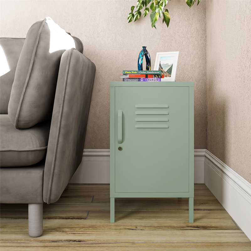 Leeloo End Table, Pale Green