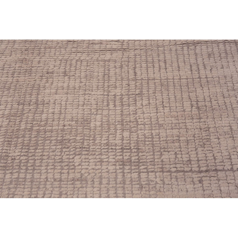 Grand tapis moderne uni à motif abstrait de la collection Nazmiyal