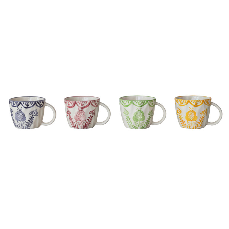Tasses en grès de forme organique peintes à la main avec motif botanique