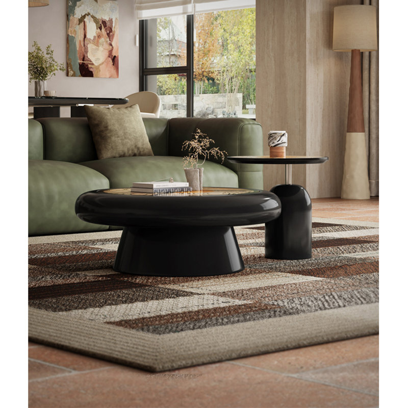 Table basse de style italien classique avec lumière de luxe