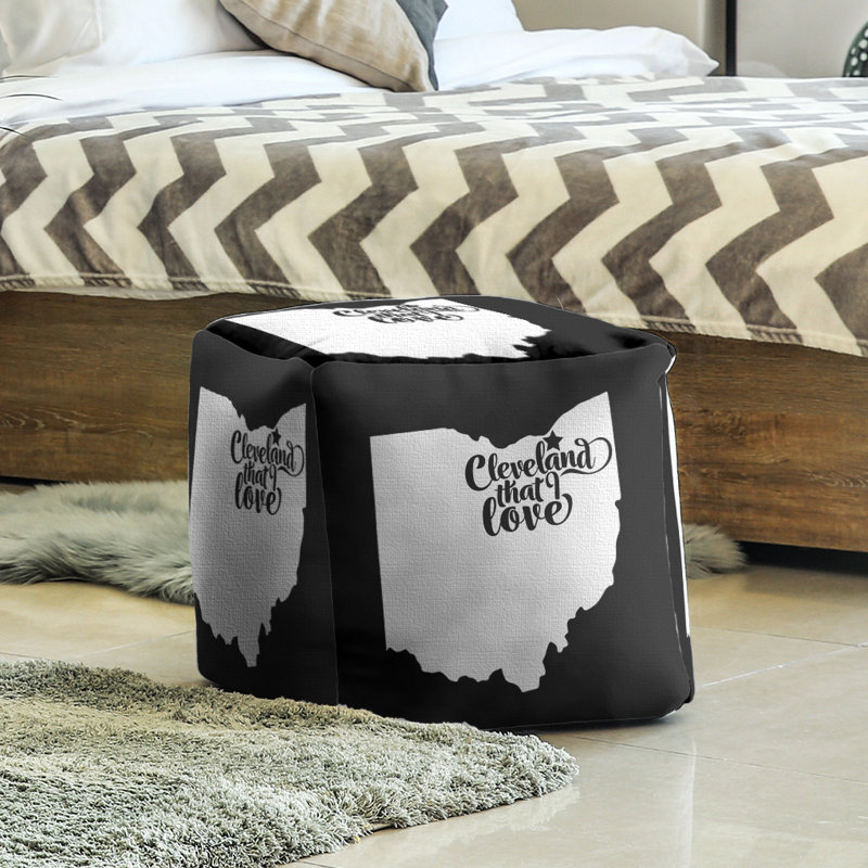 Repose-pieds cube cleveland ohio, Noir