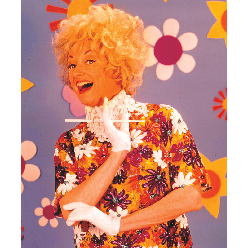 Phyllis Diller, 18" H x 15" W