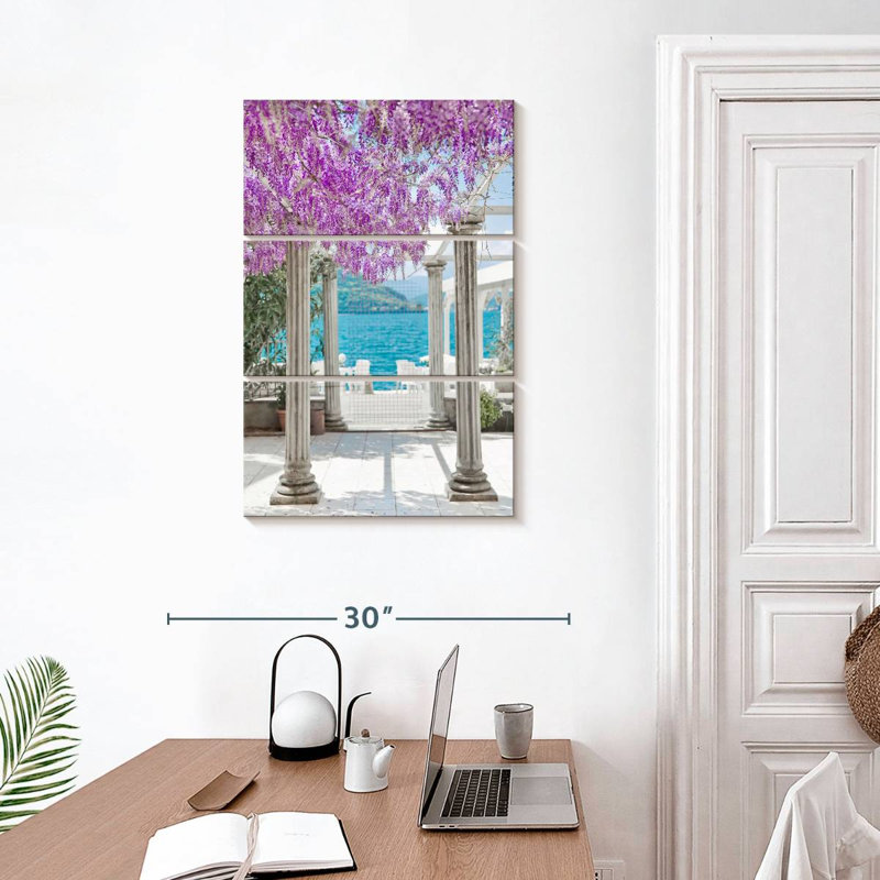 Lilie et fleurs de glycine et colonnes, H 32 po x l 20 po