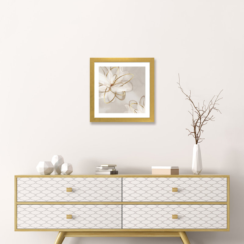 Beauté transparente I - Imprimé, H 16 po x l 16 po, Papier dans un cadre photo, Doré