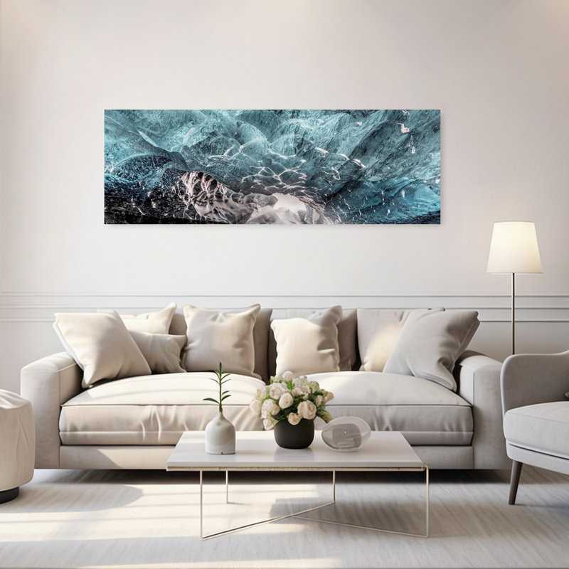 «Blue Ice Cave Explorer», art contemporain contemporain, paysage dramatique abstrait, H 60 po x l 20 po