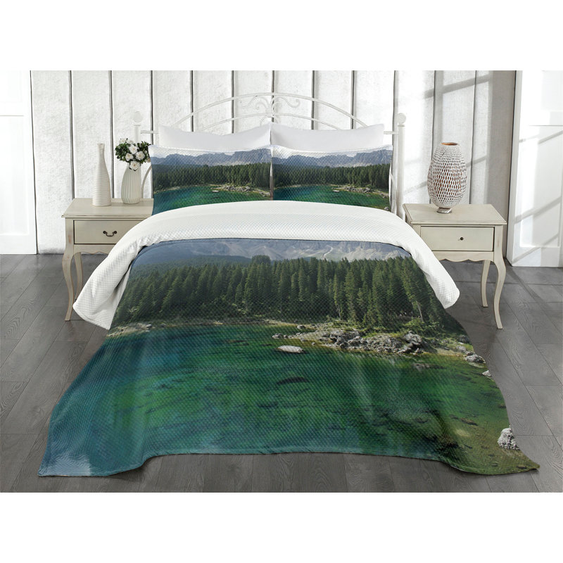 White Quilted King Bedspread Set with Pillow Shams