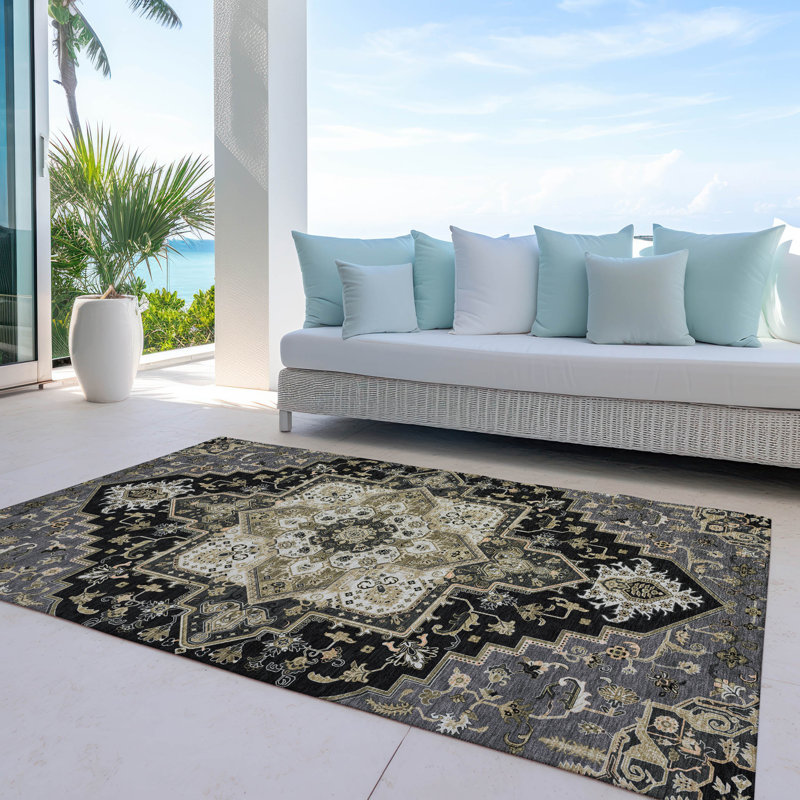 Black Round Synthetic Non-Slip Washable Rug, 46"