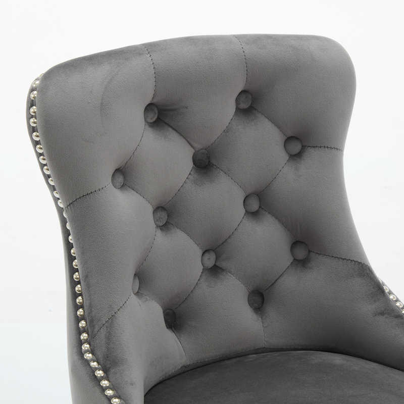 Tabourets de bar rotatifs modernes Tabourets de bar en velours Tabourets de bar touffetés à boutons Rivet Tabourets de bar pour îlot de cuisine, bistro, avec anneau de traction en métal Repose-pieds robuste Grand bar pour la maison, gris foncé 2Pcs