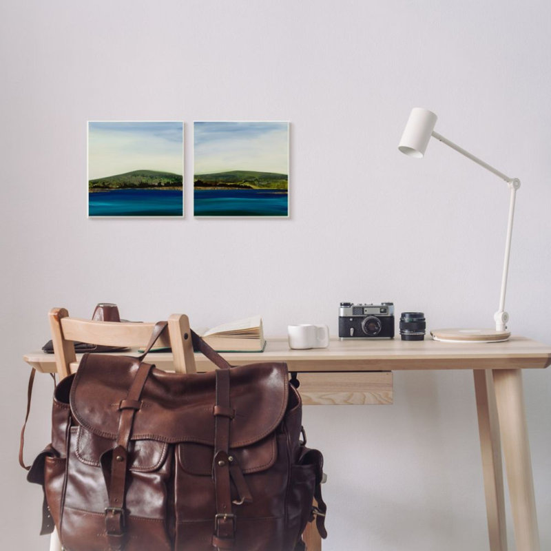 «Saturated Coastal Landscape Rolling Green Hills» par Third and Wall - ensemble de 2 reproductions d'art, Plaque en bois