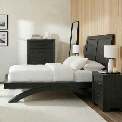 Bangor Panel Bedroom Set In Black