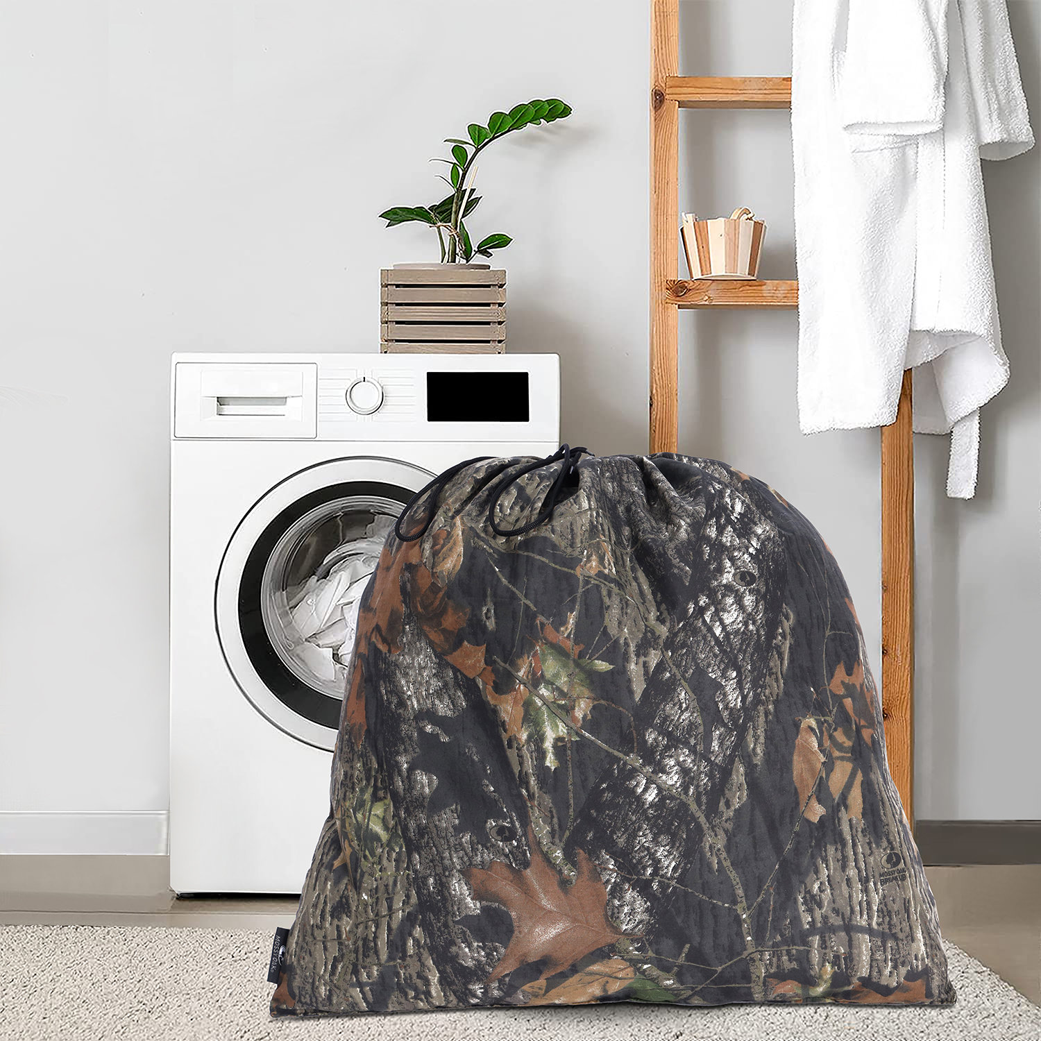 Mossy Oak© Camo in White - All About Fabrics