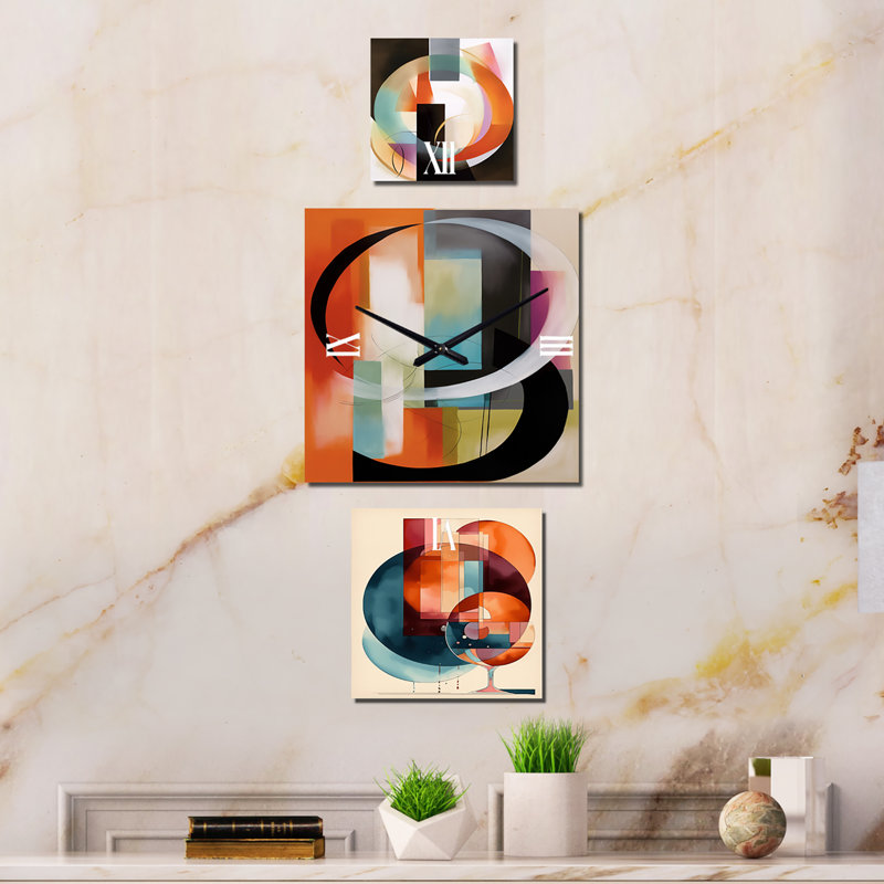 Makalie Metal Wall Clock