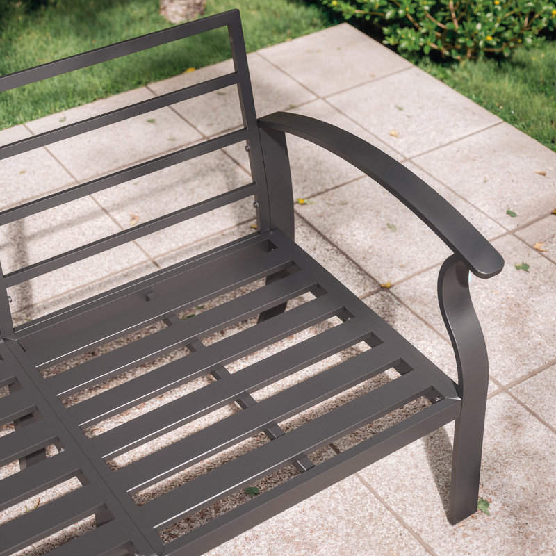 Causeuse d'extérieur en aluminium 52 po avec coussins, accoudoirs ergonomiques et structure renforcée Mcknight pour plus de stabilité