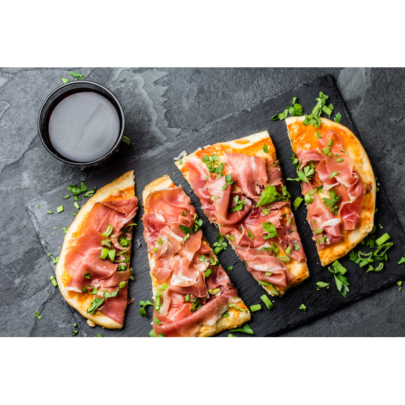 Pizza maison. - Photographie sur toile tendue, H 12 po x l 18 po