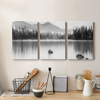 Mountain Reflection - toile tendue avec châssis de qualité supérieure - prête à être accrochée