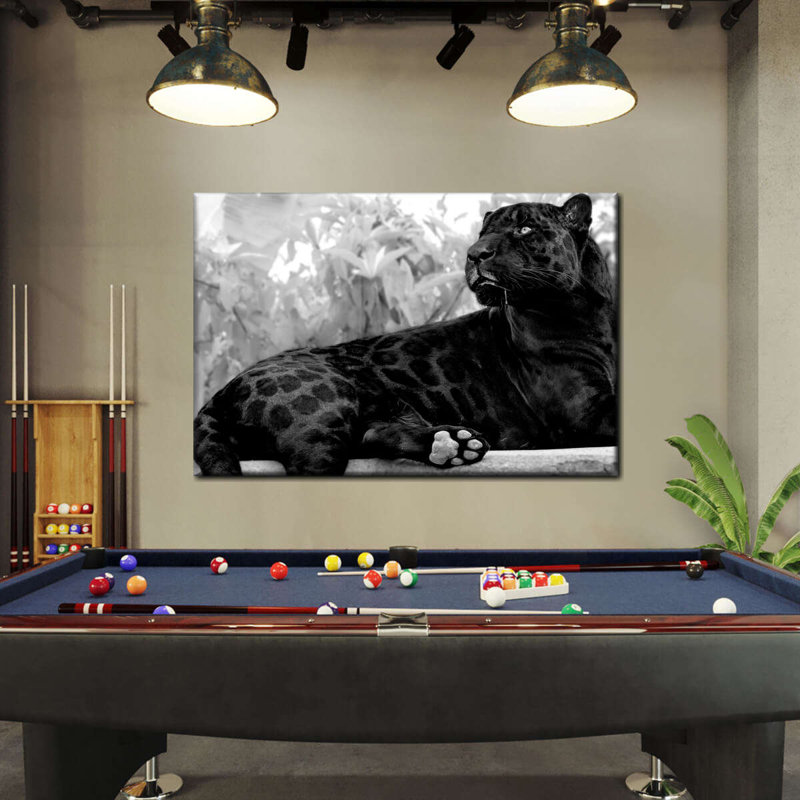 «Black Panther» monochrome sur toile, H 20 po x l 30 po x P 1,25 po