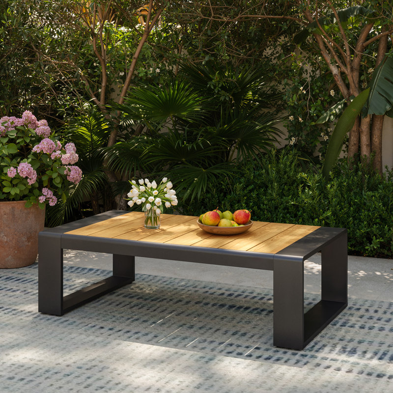 Table basse d'extérieur en aluminium