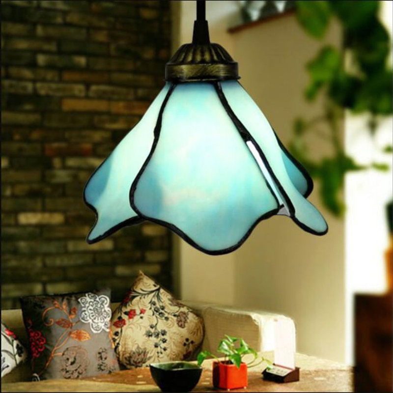 Luminaire suspendu conique à 1 lumière Piland