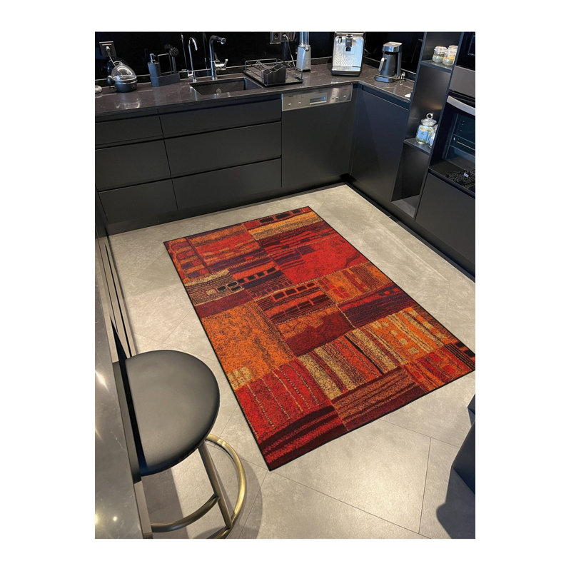 Tapis rouge lavable à motif traditionnel, Sous-tapis carré 3 pi 11 po inclus
