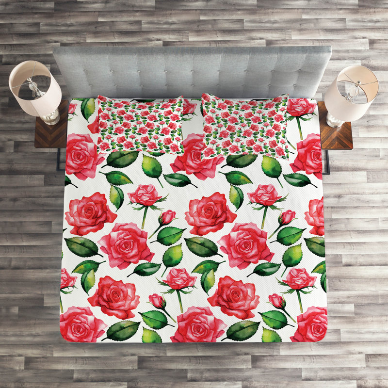 Farmhouse / Country Floral Coverlet