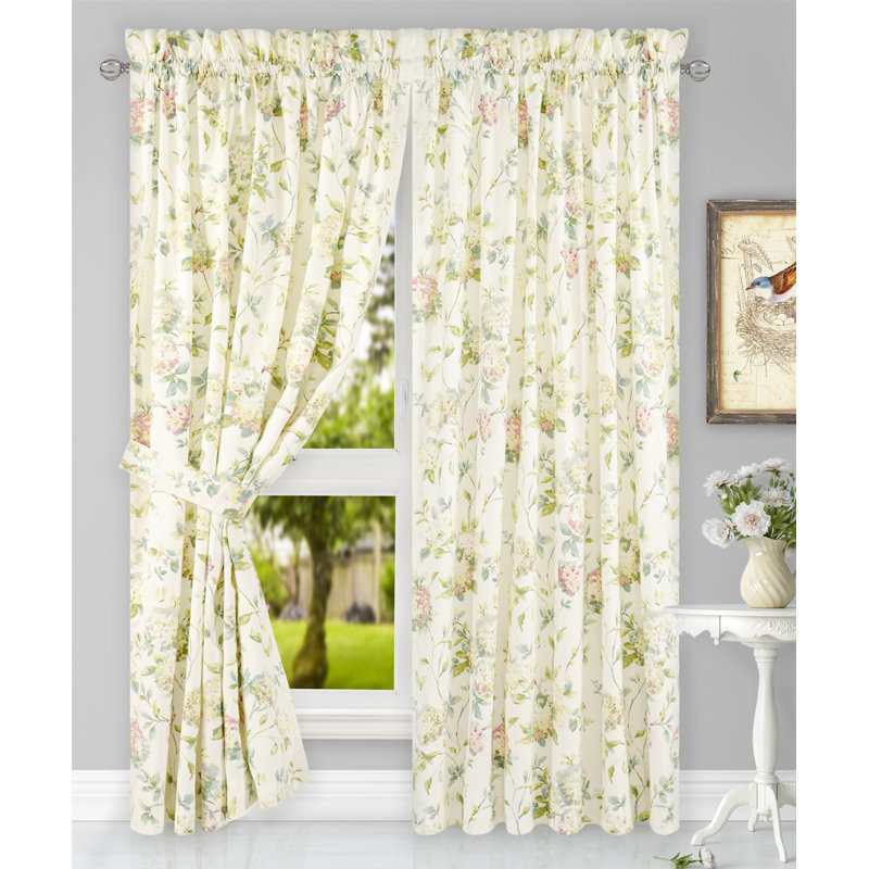 Panneau de rideau semi-diaphane avec passe-tringle Erie, Vert, L 41 po x L 84 po