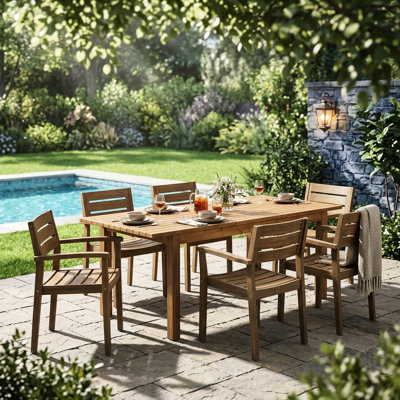 Ensemble de salle à manger en bois 7 pièces pour balcon et jardin, alliant élégance rustique, lignes épurées et design contemporain, idéal pour terrasse et piscine.