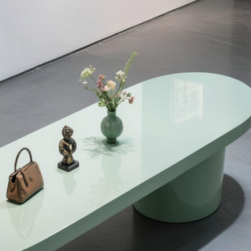 Table de présentation multifonctionnelle, H 29,53 po x l 86,61 po x P 23,62 po