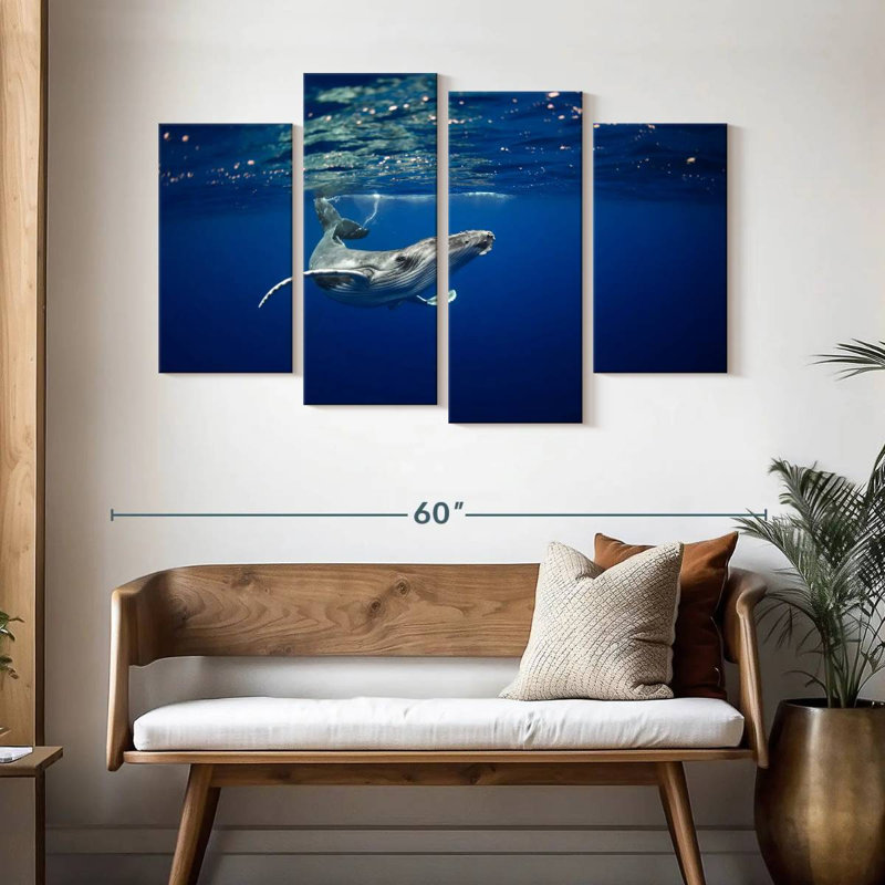 Baleine à bosse dans la mer, 32" H x 52" W