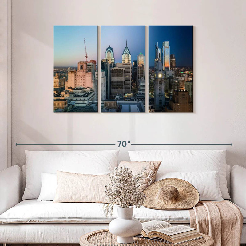 Nicci Philly Skyline, 28" H x 45" W