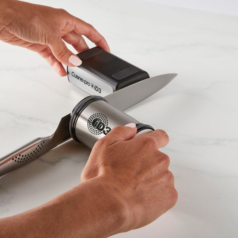 Cuisine ::pro® iD3® Aiguiseur de couteaux à rouleau