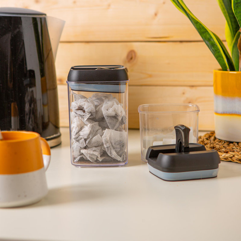 Argon Tableware - Flip Lock Food Storage Containers Set , Black