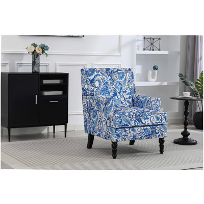 Chaise d'appoint rembourrée, fauteuil vintage avec tissu en lin imprimé porcelaine bleu et blanc et garniture cloutée pour le salon