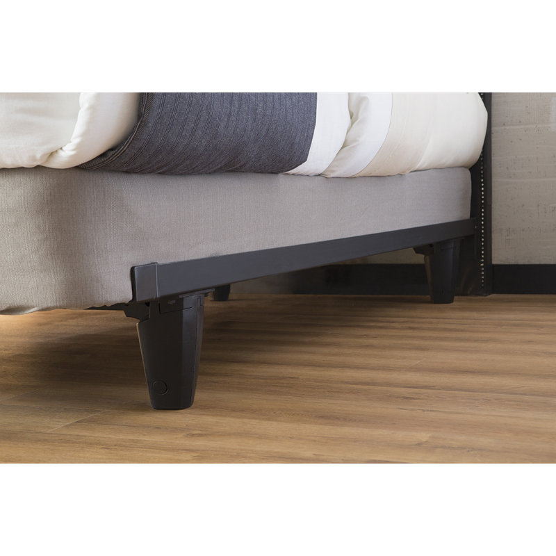 Cadre de lit Knickerbocker enGauge hybride en acier robuste avec pieds coniques en composite, format California King