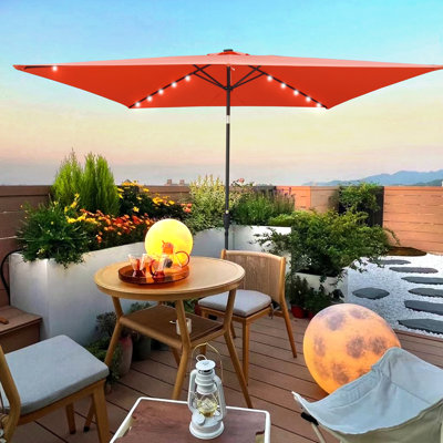 Parasol solaire rectangulaire de 3 m x 2 m avec fonction d'inclinaison et éclairage LED. Rotation possible pour terrasse.