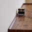 Casier simple en bois de noyer massif-122783829