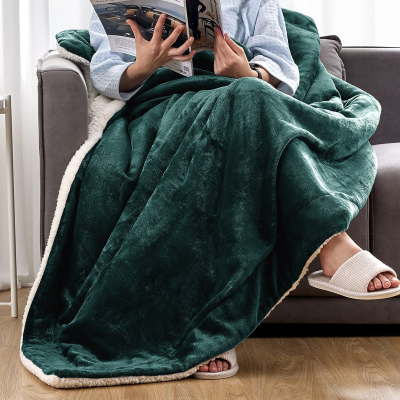 Sherpa Throw Blanket, 150cm W x 200cm L, Emerald