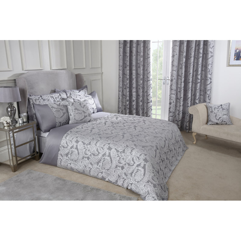 Duchess Polyester Paisley Duvet Cover Set with Pillow Shams Included, Kingsize - 2 Standard Pillowcases, Silver