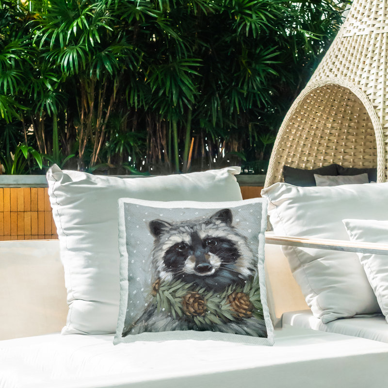 Coussin d'extérieur «Raccoon with Pinecones» par Sara G. Designs