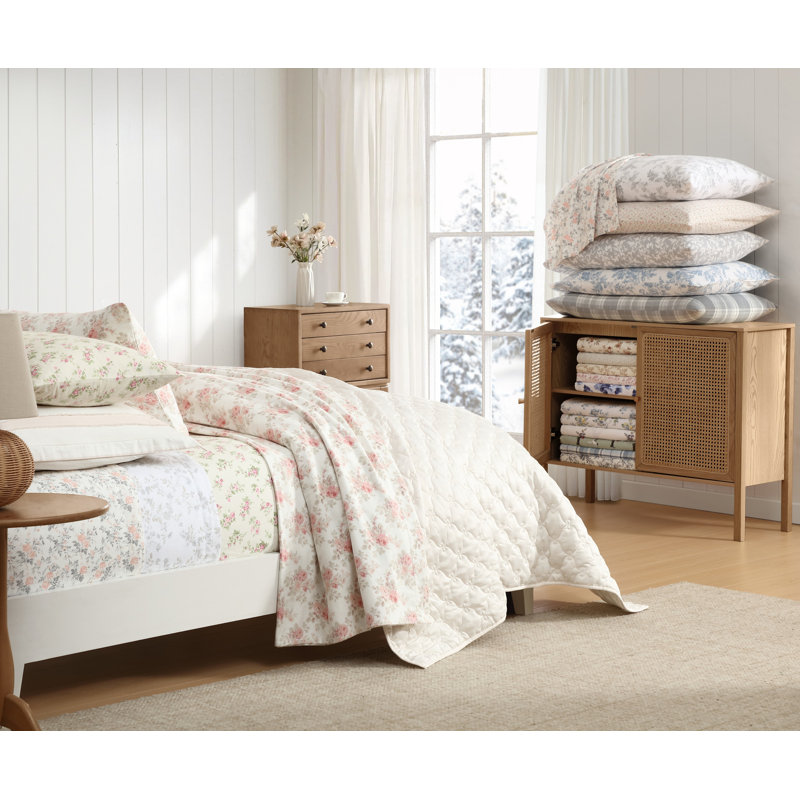 Brushed Cotton Flannel Sheet Set, King Sheet Set with 2 Pillowcases, Holiday Pups Green