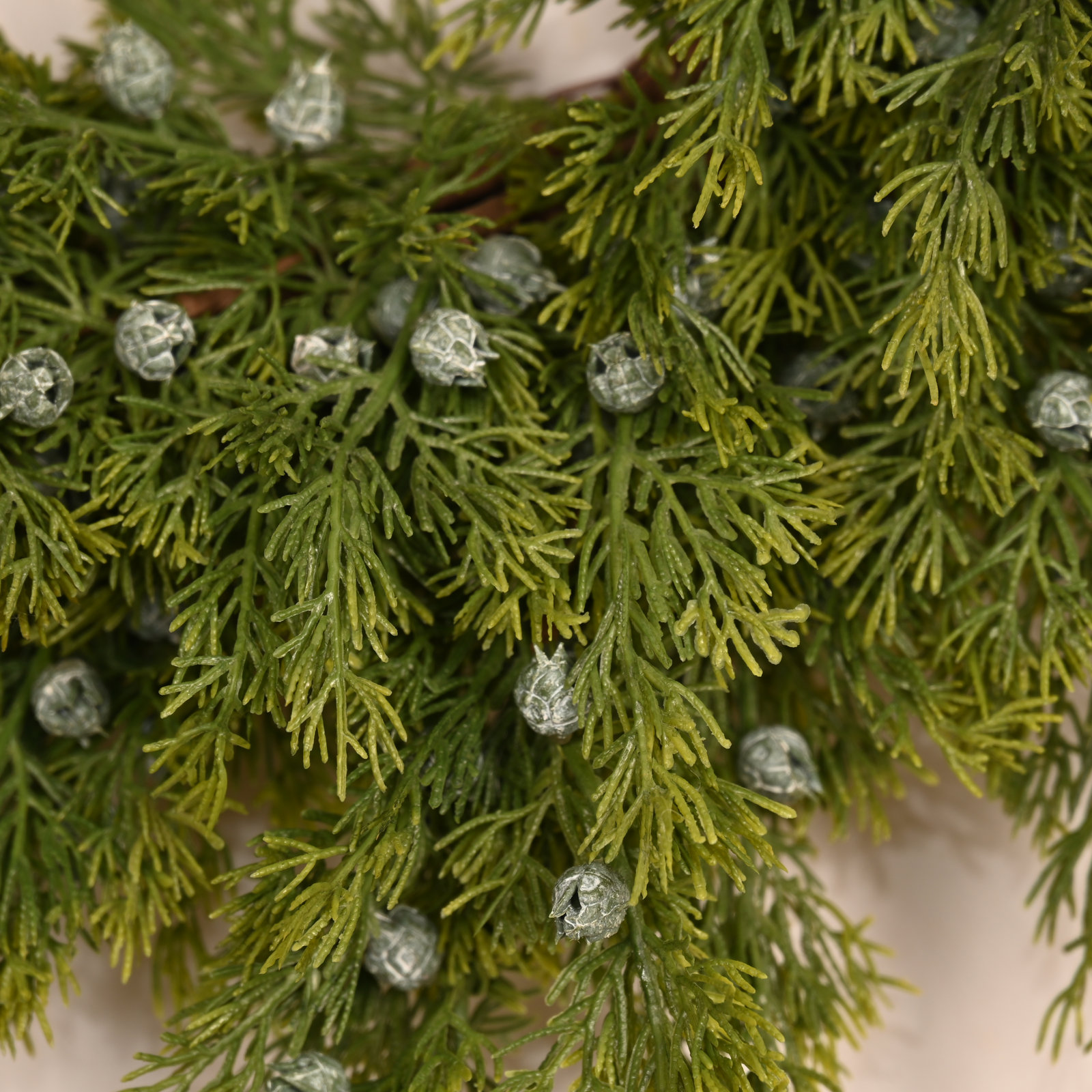 22'' Faux Berry Plastic Wreath