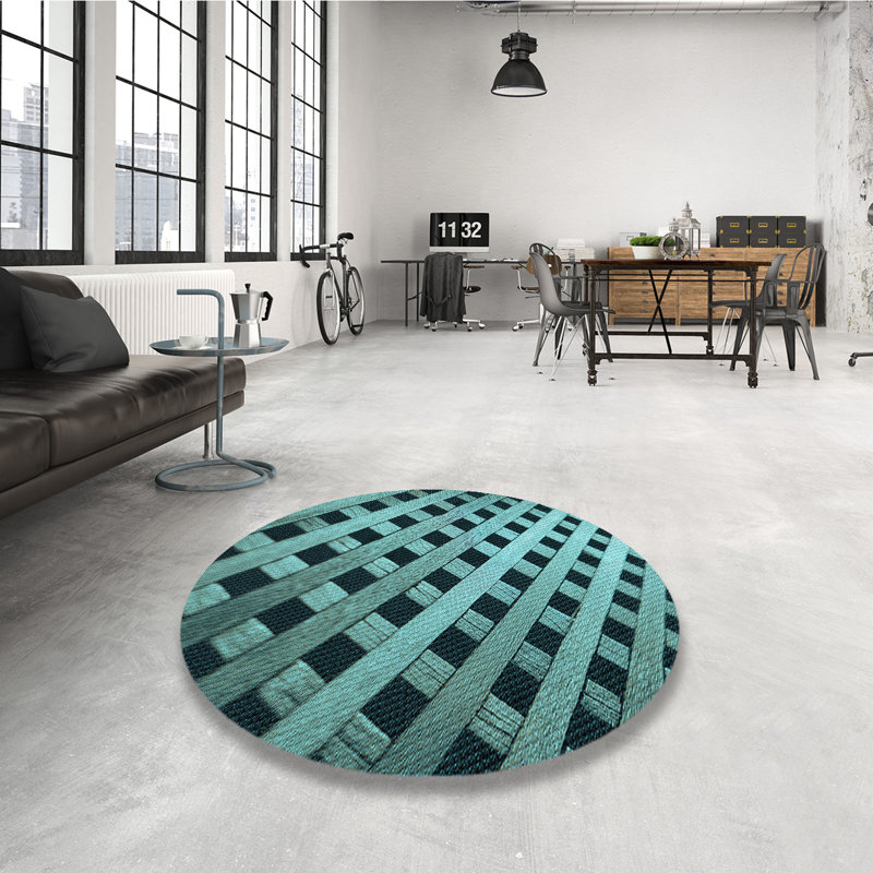 Plaid Indoor Rug, Round 6'