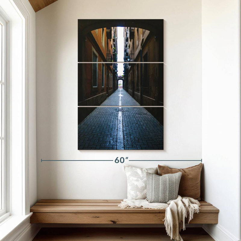 Rue Sirci gothique de Barcelone, H 50 po x l 32 po