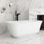67 po X 32 po Baignoire de trempage autoportante en acrylique blanc brillant