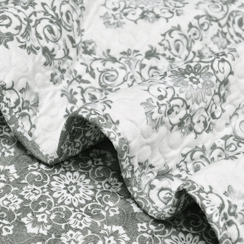 5 Piece Legacy Printed Microfiber Quilts Set, California King + 2 20" x 36" Shams + 2 Throw Pill